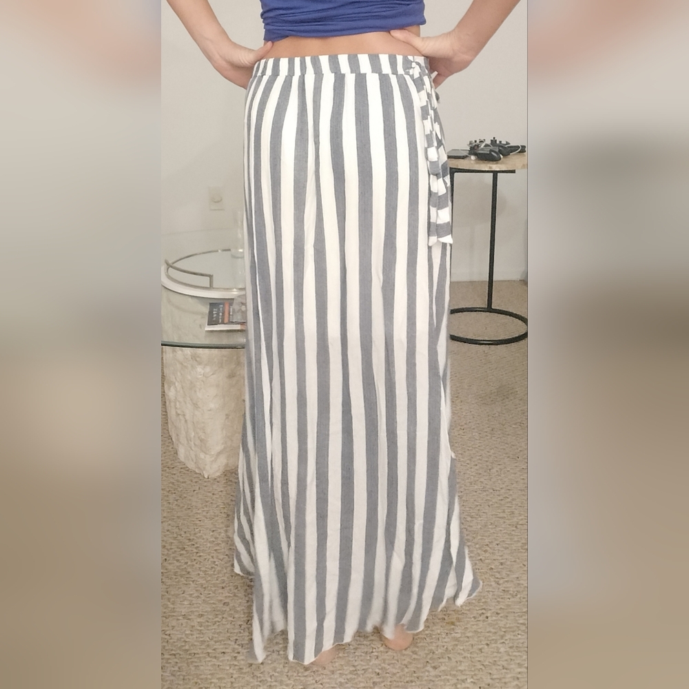 Striped Maxi Skirt - Picture 3 of 13